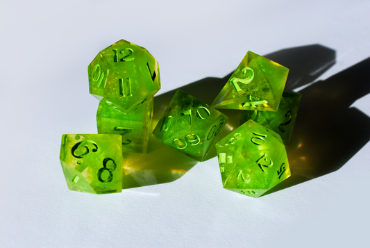 Ecto-Cooler  / 7-PC POLYHEDRAL DICE SET
